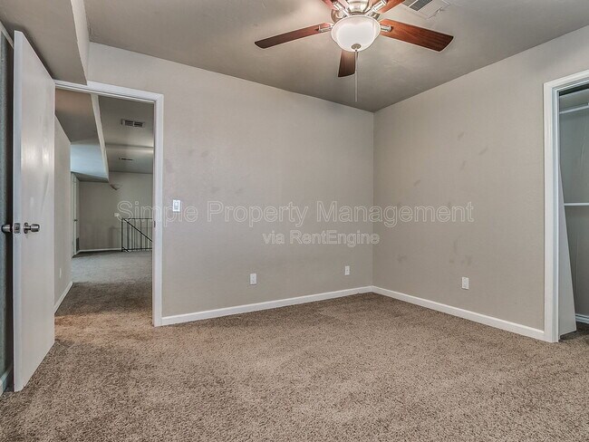 Building Photo - 10824 Admiral Dr