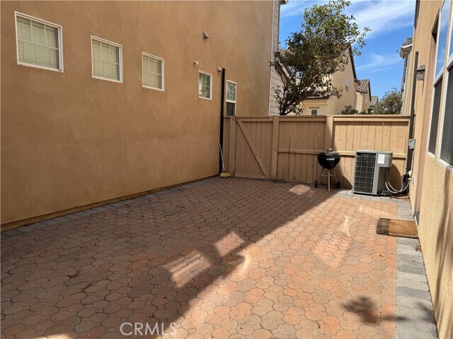 Building Photo - 22564 Cordoba Ct