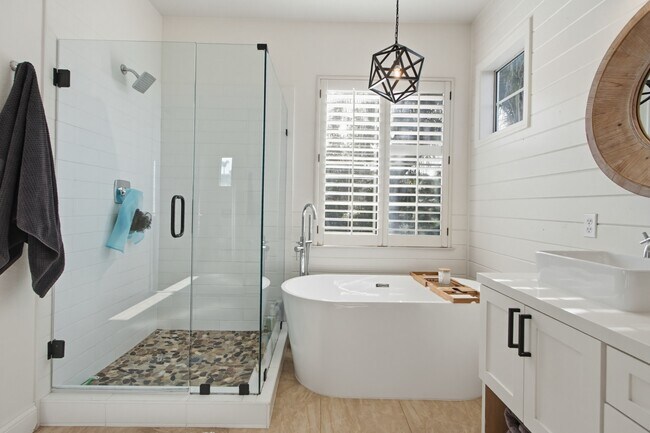 Building Photo - 1317 Gull Ct