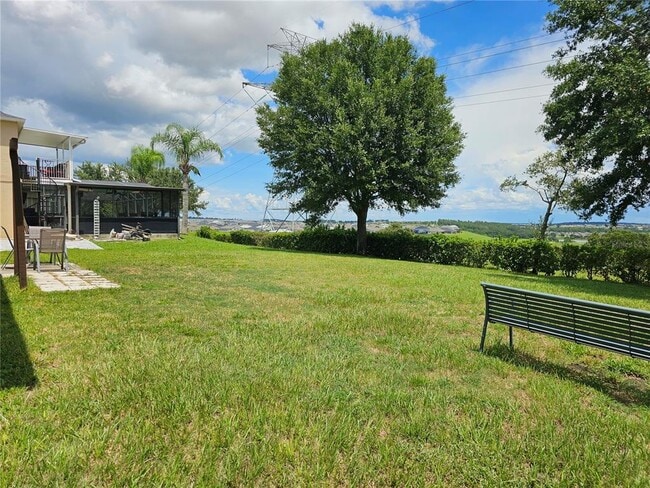 Building Photo - 699 Skyridge Rd