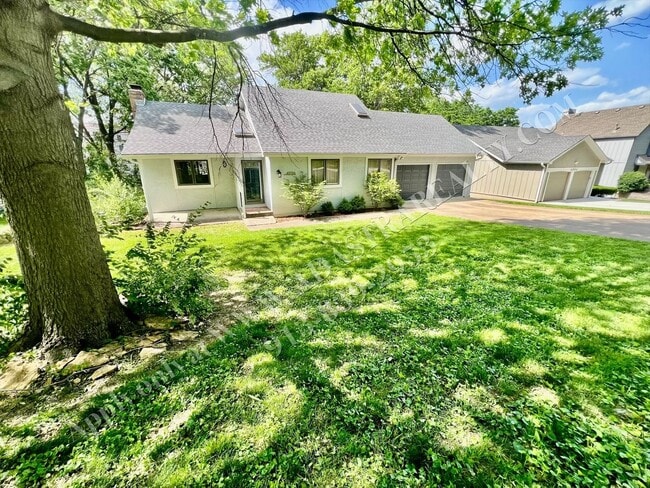 Building Photo - Beautiful UPDATED Ranch in Mission-Coming SOON!!