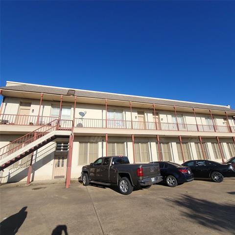 Building Photo - 212 W Knox St