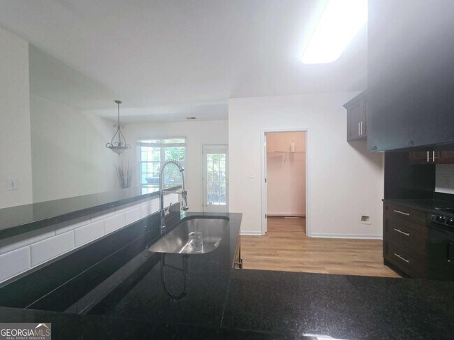 Building Photo - 1318 Guilderoy Ln