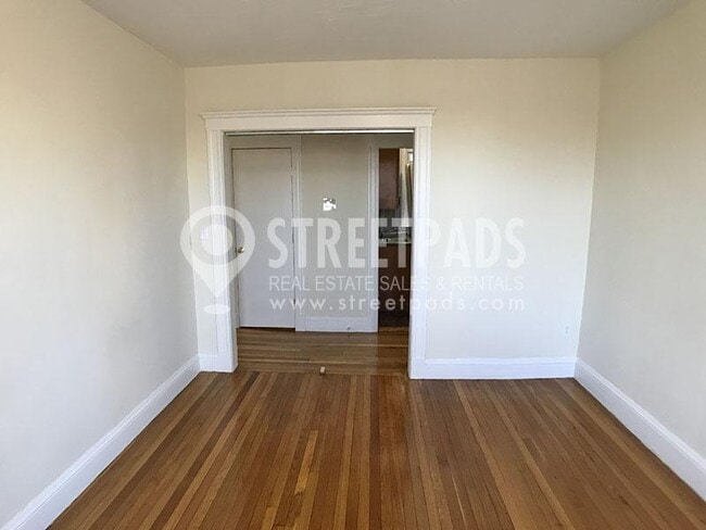 Building Photo - 1 bedroom in Boston MA 02215
