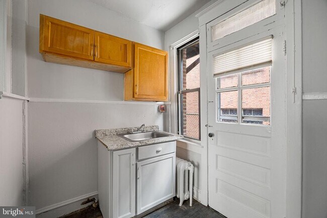 Building Photo - 0 Garrett Rd