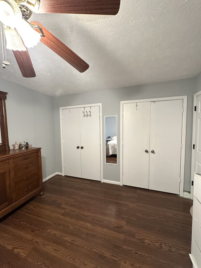 Building Photo - 151 Villa Dr