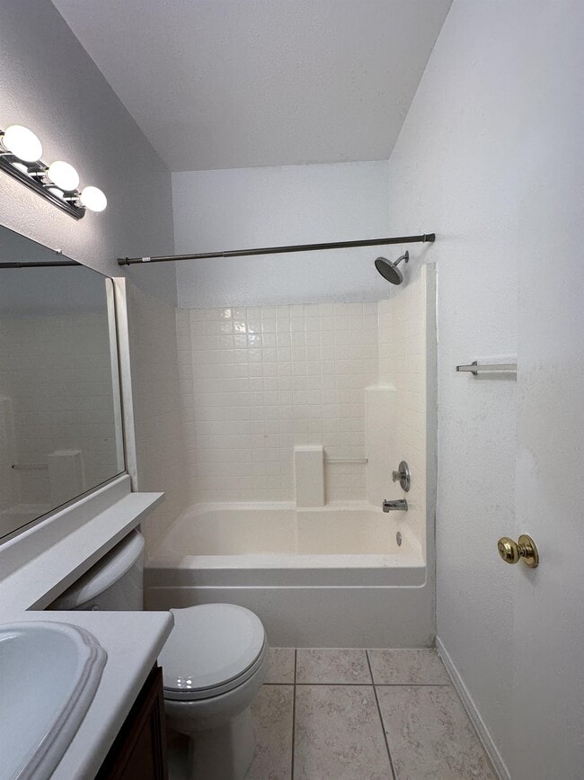 Building Photo - 8701 Emsdale Ct