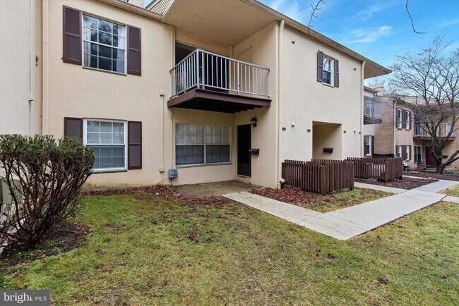 Building Photo - 521 Old Forge Crossing