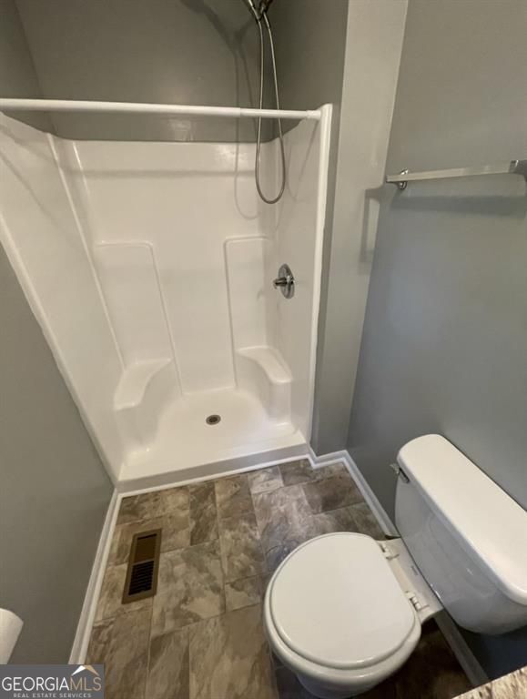 Building Photo - 19 Oak Hill Dr