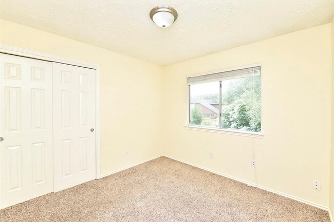 Building Photo - 3522 Pecan Point Dr