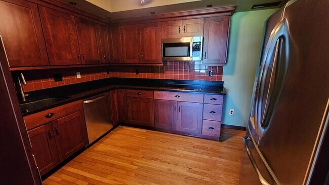Building Photo - 29481 Killmon Ln