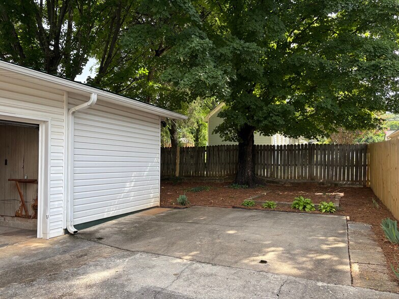 Backyard - 2615 Alabama St SW