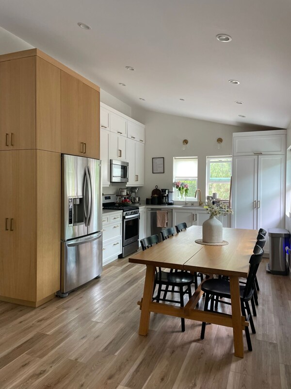 Building Photo - 2130 Lemon Ave