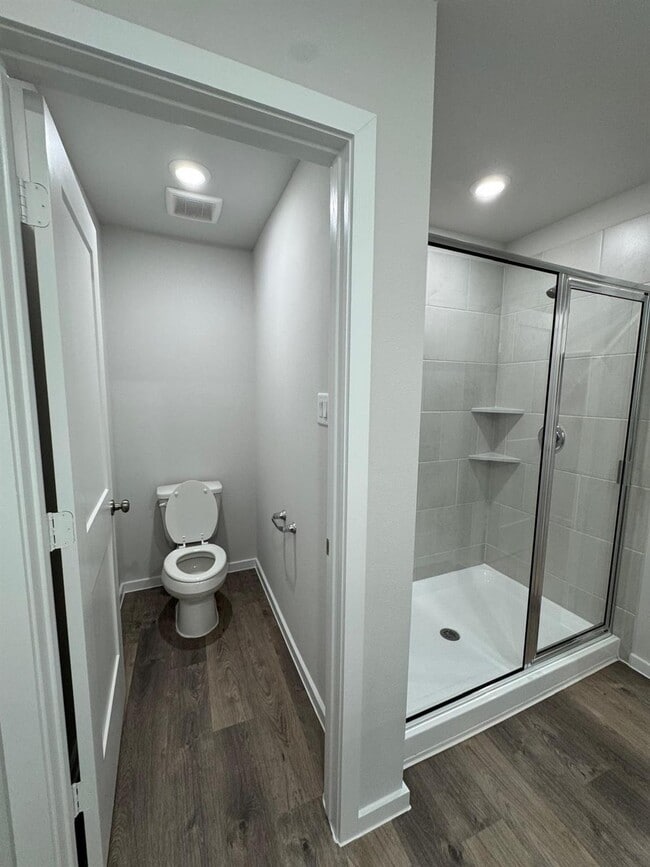 Building Photo - 7858 Alset Dr