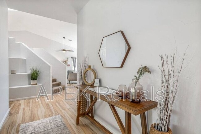 Building Photo - 79150 Ocotillo Dr