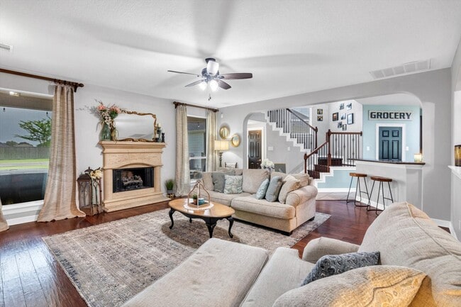 Building Photo - 8810 Tumblewood Dr