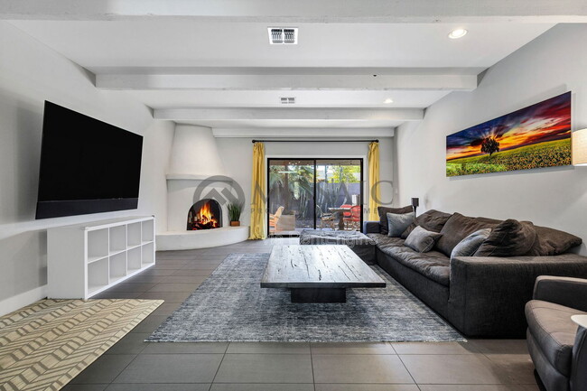 Building Photo - 8413 E Welsh Trail