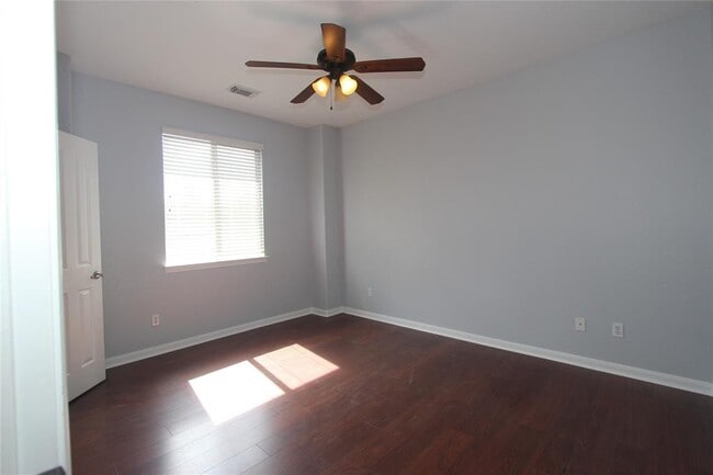 Building Photo - 12513 Capitol Saddlery Trail