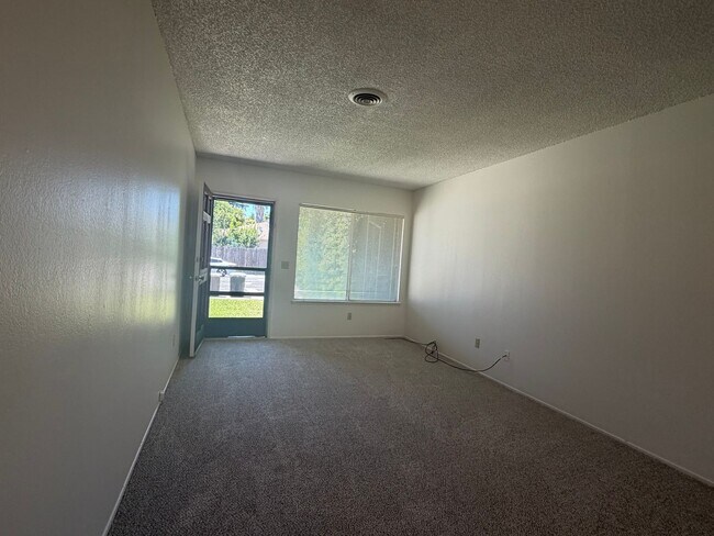 Building Photo - 6172 Peoria Dr