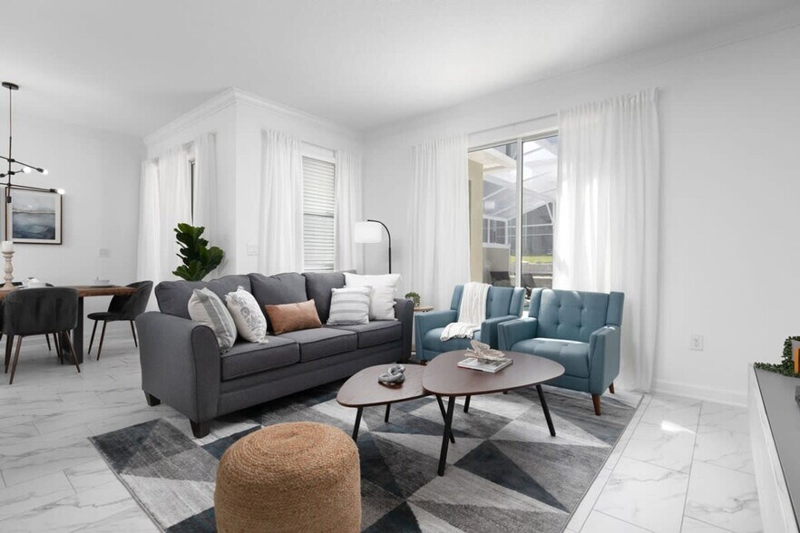 Building Photo - 994 Splash Shot Pl