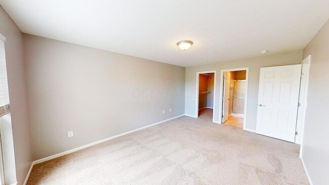 Building Photo - 5604 Vintage Pl