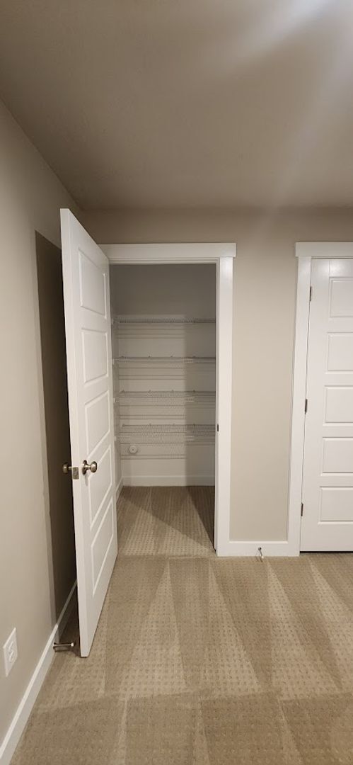 Building Photo - $2,000 OFF 4-bed, 3.5-bath Townhome Available Now!