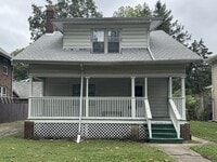 Building Photo - 1004 S Busey Ave