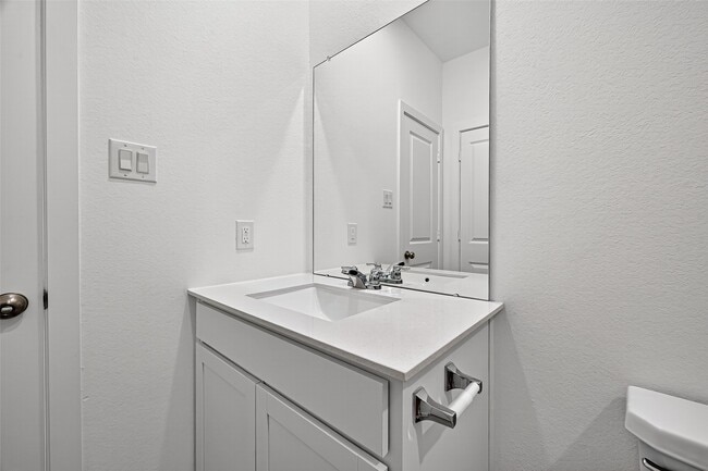 Building Photo - 3028 Avenida Sonoma Dr