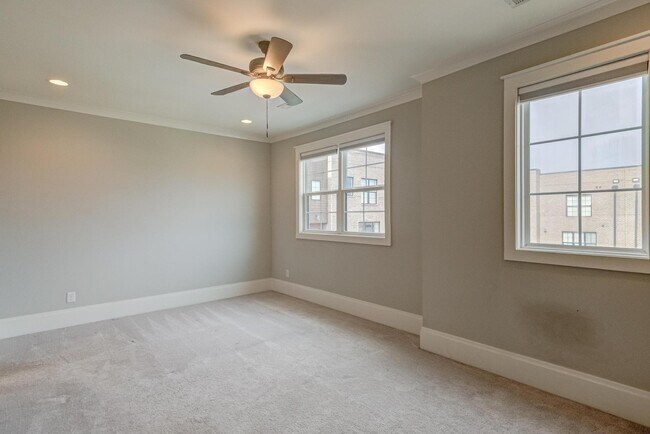 Building Photo - 208 Asher Springs Cir