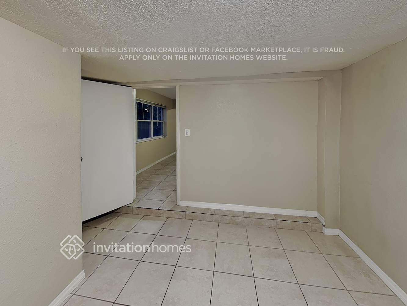 Building Photo - 7560 Pierce St