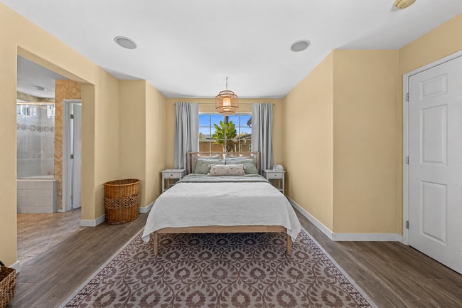 Building Photo - 1732 Wolf Canyon Loop