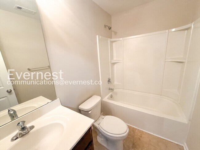 Building Photo - Limited Time Special Offer / 3 Bed, 2.5 Bath Home with Garage / Pet-Friendly / Vouchers Accepted ...