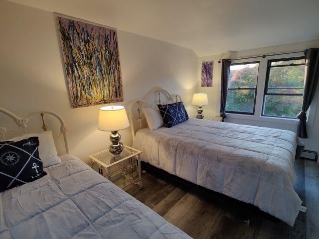 Building Photo - 162 Lower Main St