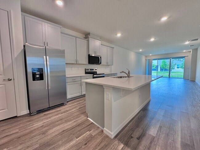 Building Photo - 2697 Kinsale Ln
