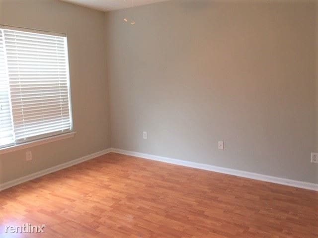 Building Photo - 5110 Scarsdale Ave