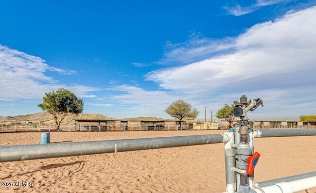 Building Photo - 3232 Carver Rd