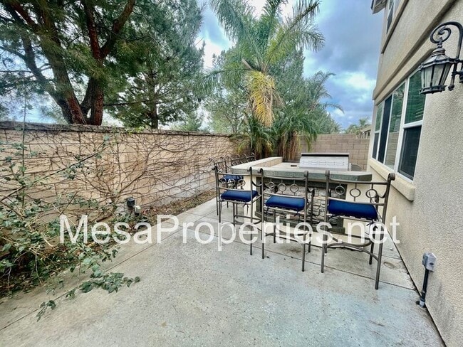 Building Photo - 15471 American Way