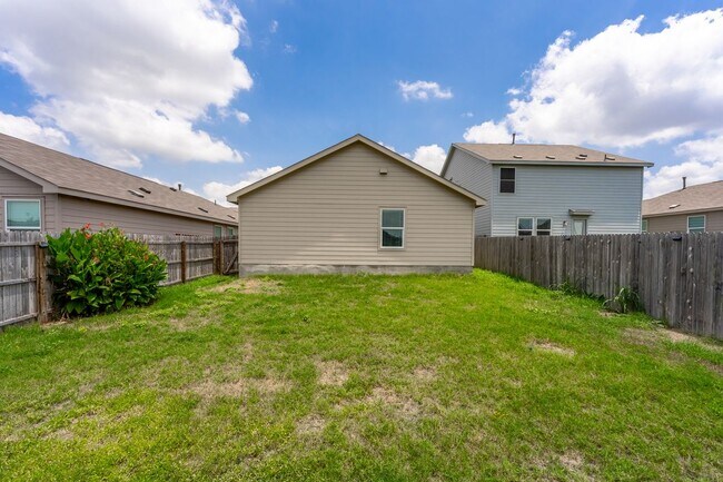 Building Photo - 4220 Revetment Way