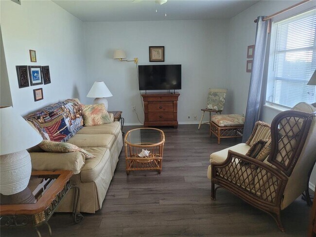 Building Photo - 1408 Nashua Cir