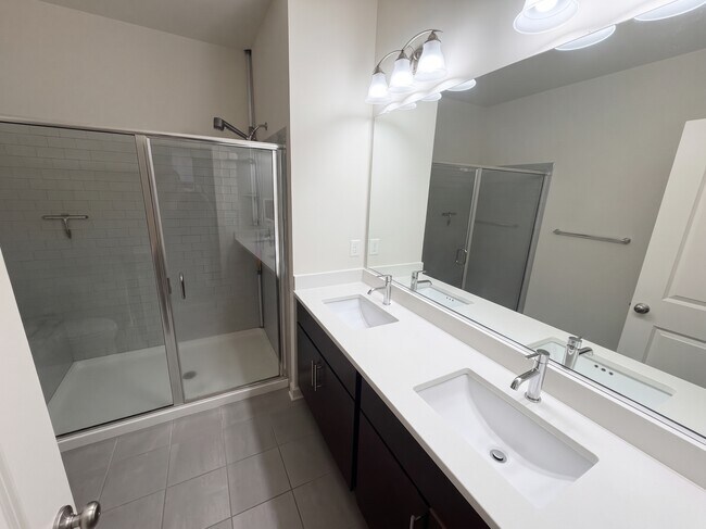 Building Photo - 1463 Wheyfield Dr