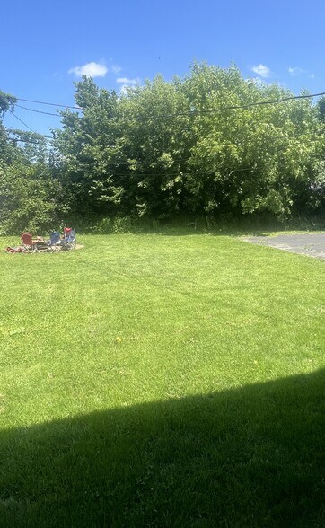 Backyard - 5820 S Indiana Ave
