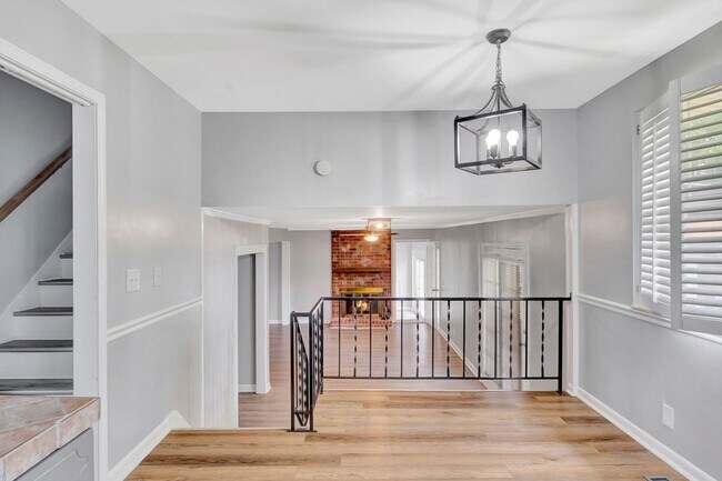 Building Photo - 3401 Shakertown Rd