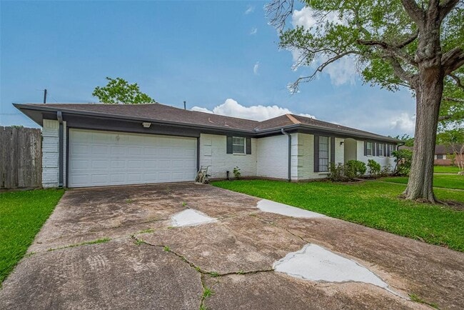 Building Photo - 1318 Bellgrove Dr