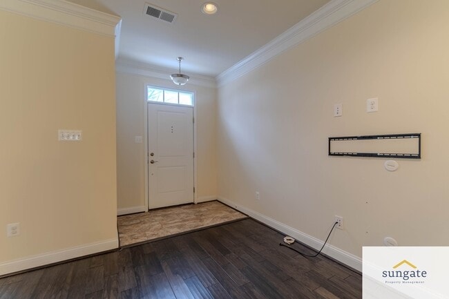 Building Photo - 5757 Richards Valley Rd