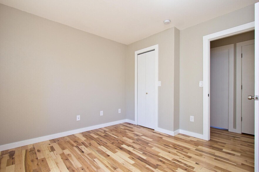 Building Photo - 2340 Folsom St