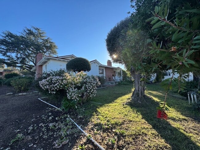 Building Photo - Charming spacious Evergreen farmhouse with large parking area