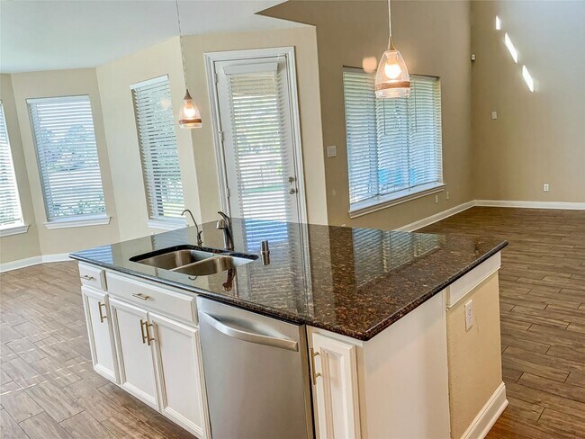 Building Photo - 3614 Bonnie Bend Dr