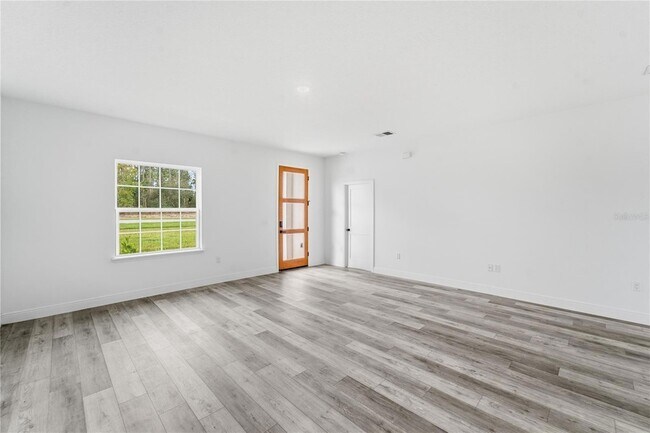 Building Photo - 785 Marion Oaks Trail