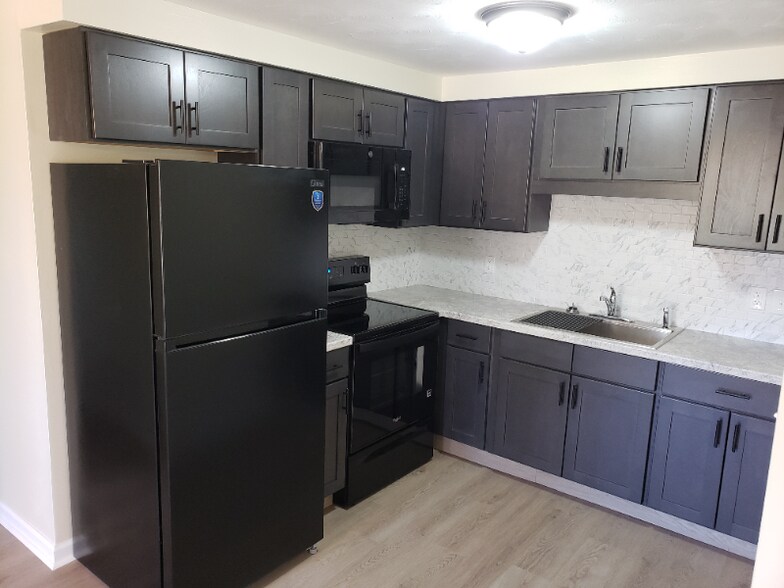 Building Photo - 1119 Farnsworth Ave