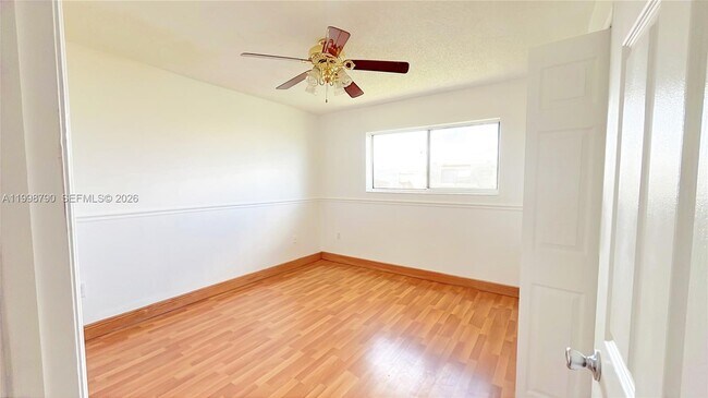 Building Photo - 1283 W 51st Pl